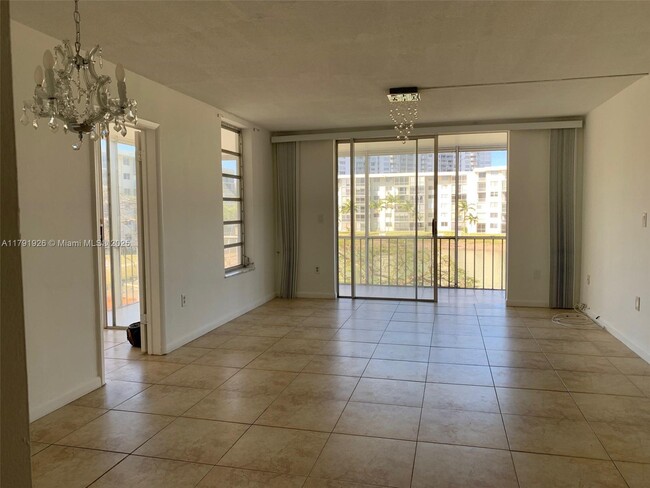 Building Photo - 2903 Point E Dr Unit K-308 Rental