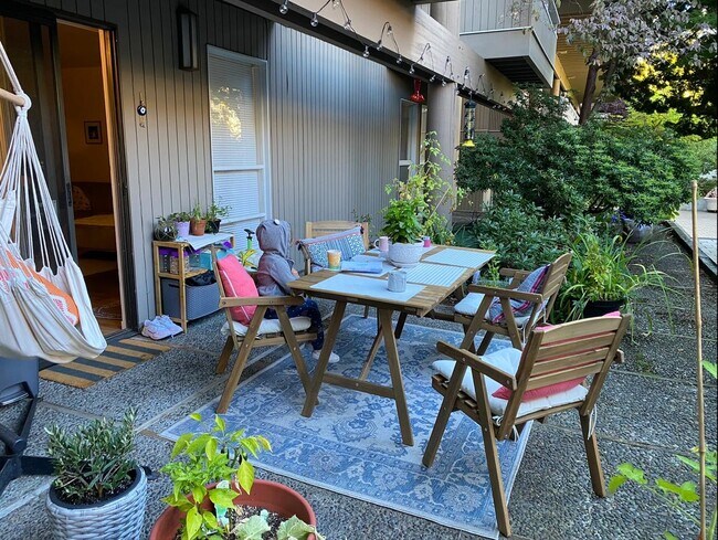 Photo - 922 100th Ave NE Unidad 12