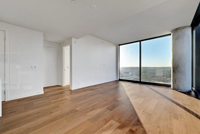 Photo - 44 East Ave Unit #3105