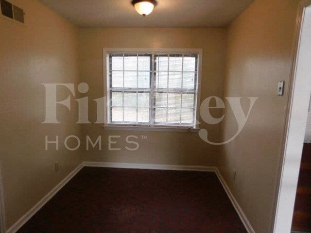 Photo - 2024 Janis Dr