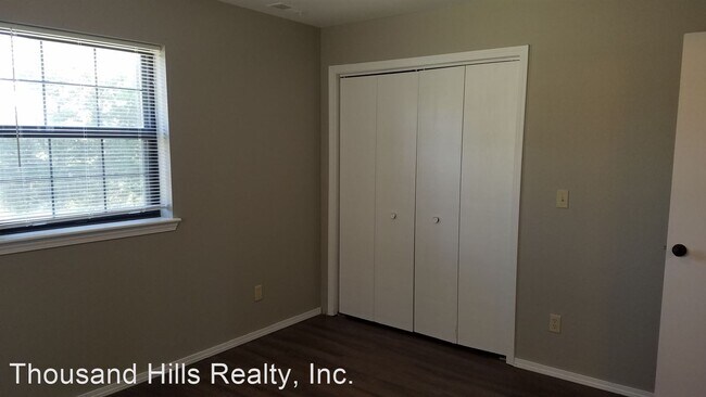 Photo - 2 br, 1 bath House - 1105 Bird Road Apt #2