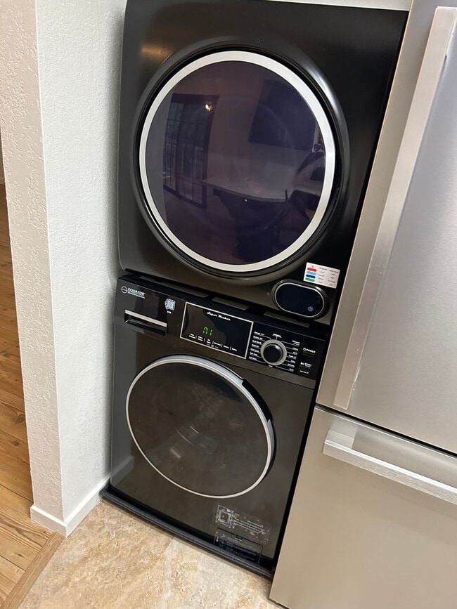 Photo - 4038 Grover Ct Unit 4038 Grover Ct