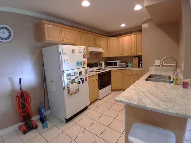 Photo - 1533 Riverside Ave