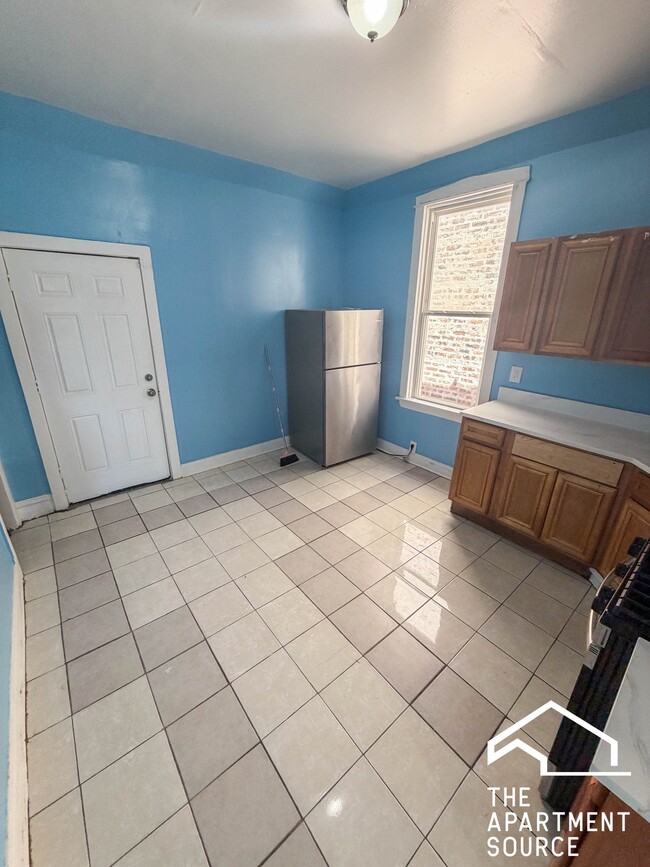 Photo - 1426 S Avers Ave Unit 2