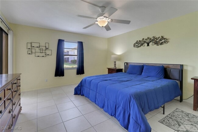 Building Photo - 131 Cypress Way E Unit B