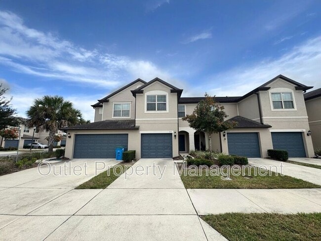 Building Photo - 726 Artisan St