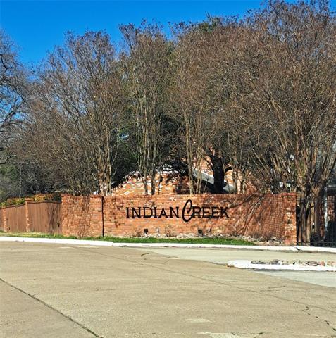 Building Photo - 955 Roaring Springs Rd