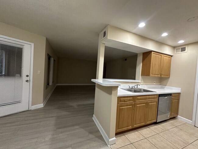 Photo - 2642 NW 33rd St