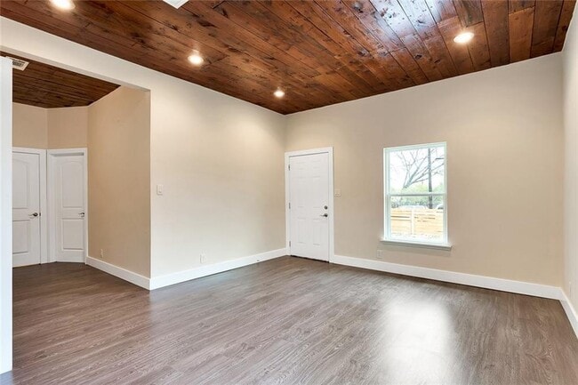 Photo - 6311 Felix Ave