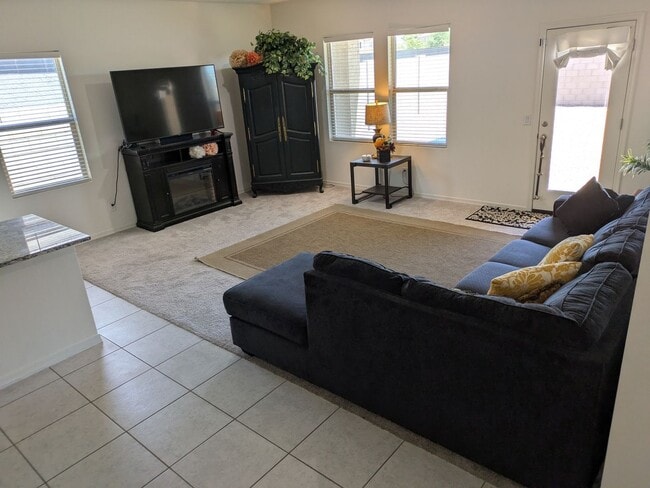 Photo - 10949 N 165th Ave