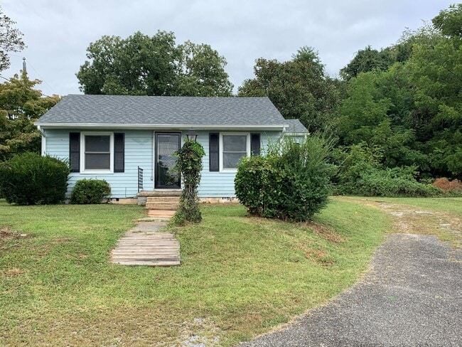 Photo - One Level House in Altavista