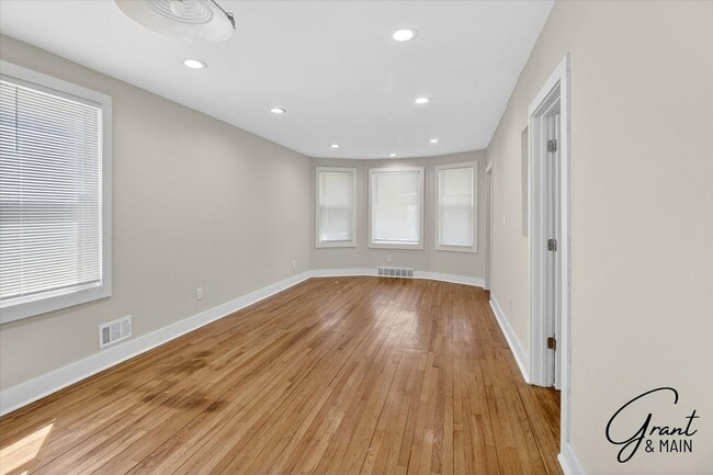 Photo - $1,600 - One of a Kind Bungalow in Hamtramck
