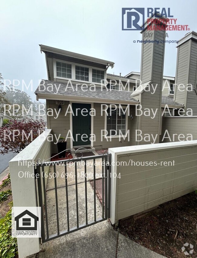Building Photo - Bright and Airy 2BD 2.5 BTH Townhouse in D...