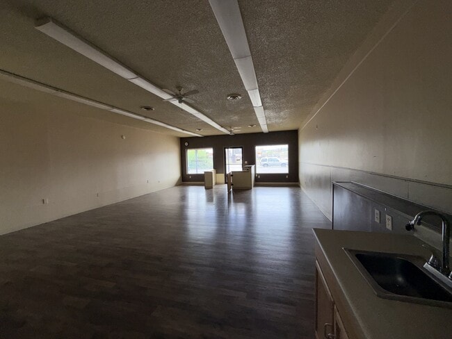 Photo - 206 S 11th St