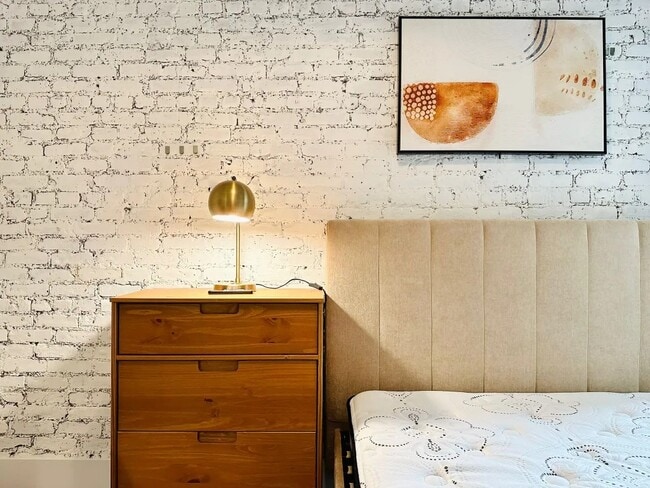 Photo - Furnished room/NOT APARTMENT Unit 2A