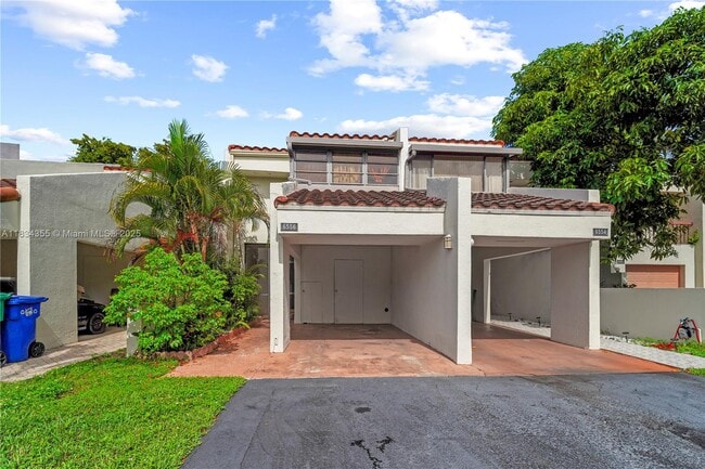 Photo - 6556 Racquet Club Dr