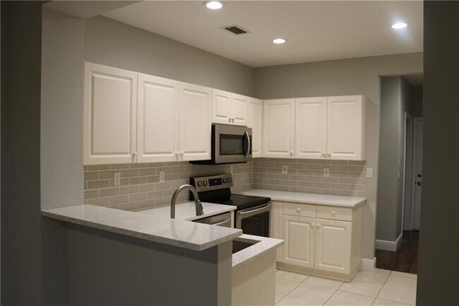 Photo - 12502 NW 56th St