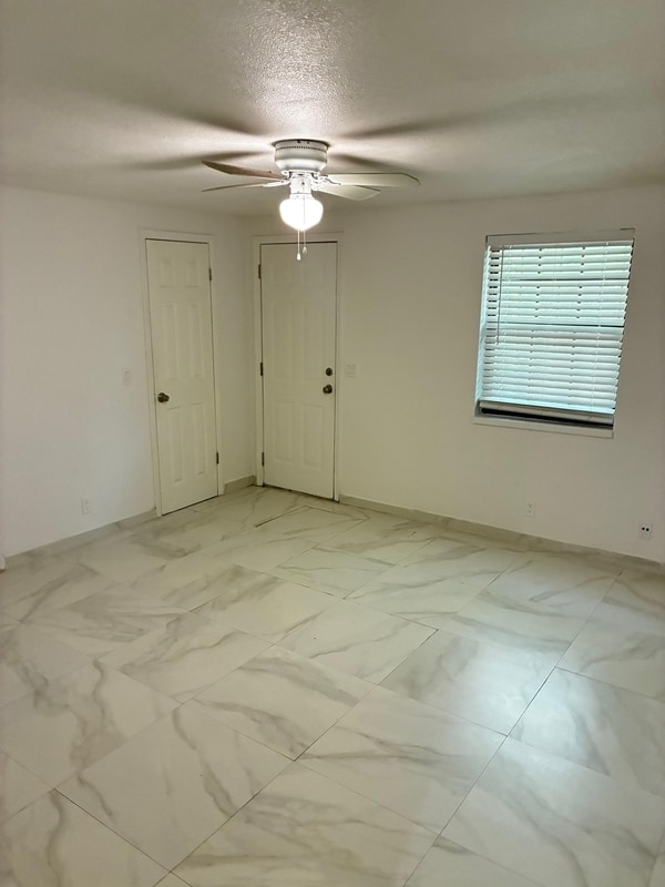 Photo - 1530 Ryar Rd