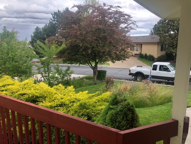 Front Yard - 2515 NE Lavender Way