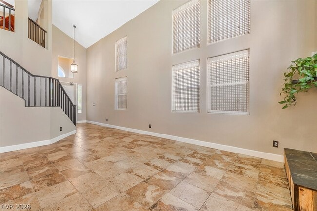 Photo - 14 Candide St
