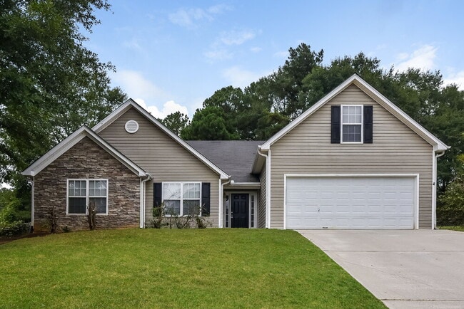 Building Photo - 3600 Biltmore Oaks Dr SE Rental