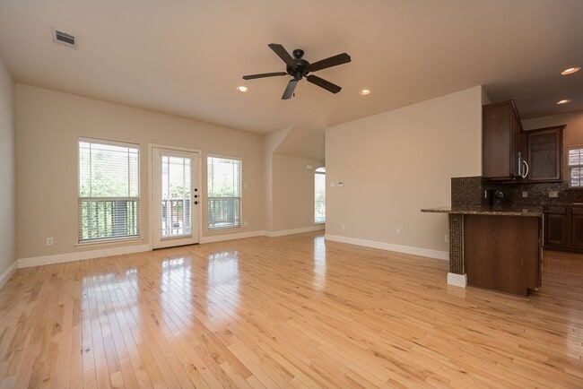 Photo - ** MOVE IN SUMMER 05/08/2026 ** 5 Bed 3 Ba...