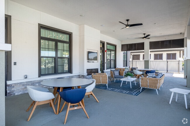Outdoor Lounge