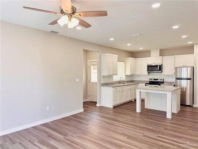 Photo - 16 San Andres