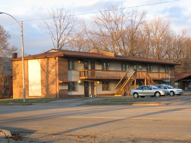Photo - Apple Tree Apartments