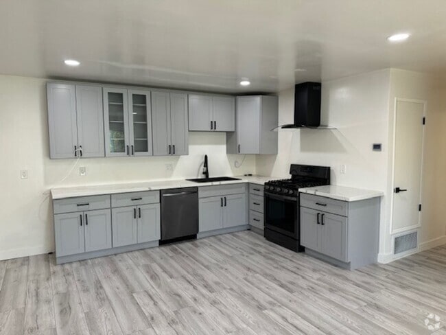 Building Photo - 3329-3331 Routier Rd Unit 3331 Rental