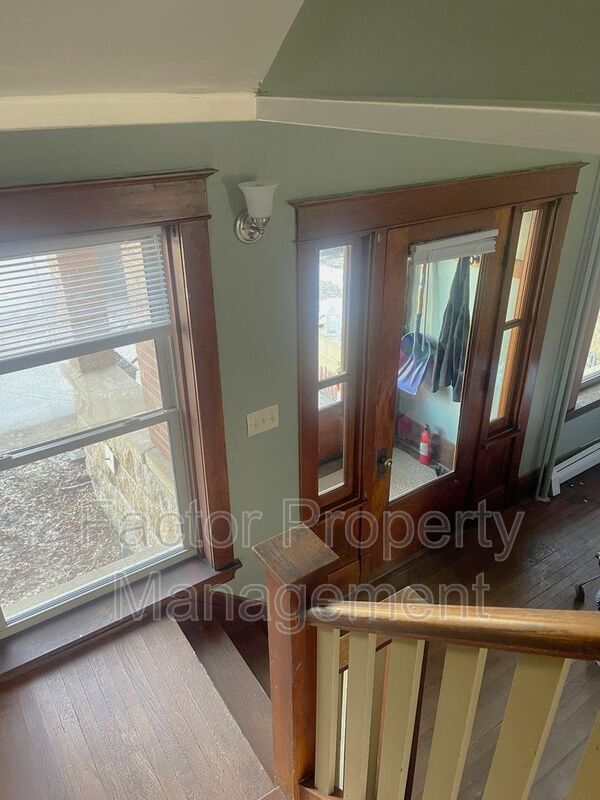 Photo - 120 Parsons St