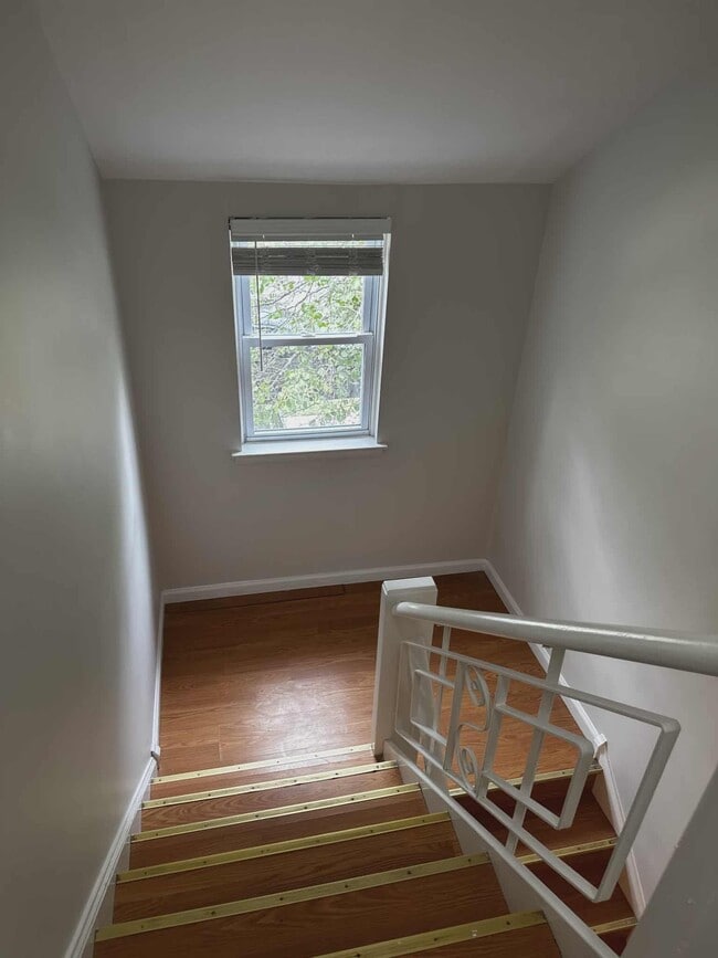 Photo - 2639 Wentworth Rd Unidad 2nd Floor