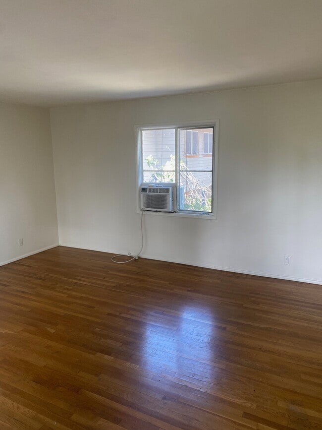 Building Photo - 1114 Fremont Ave Unit A Rental