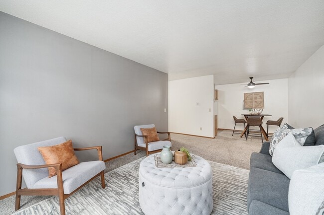 Bentwood Manor Apartments