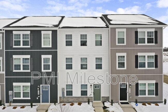 Photo - 413 Eclipse St