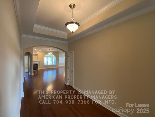 Photo - 4891 Breden St