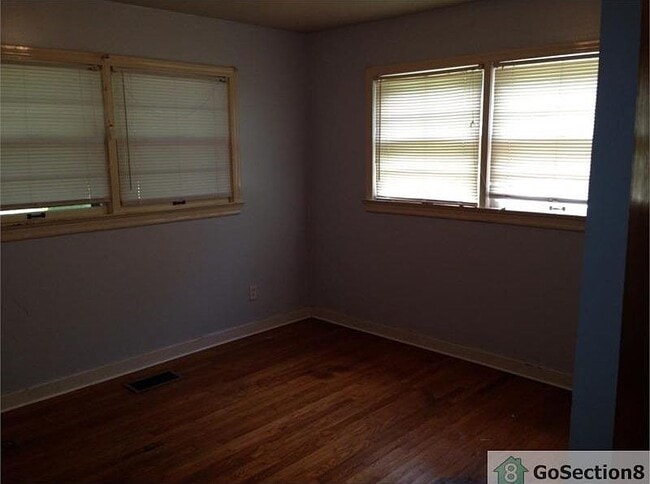 Photo - 1004 Park Pl