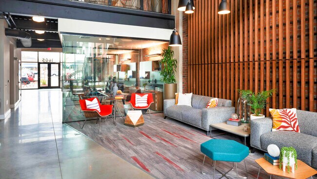 Resident Lounge - The Baxter