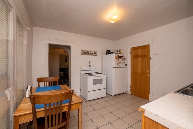 Photo - 803 W 20th St Unit 2