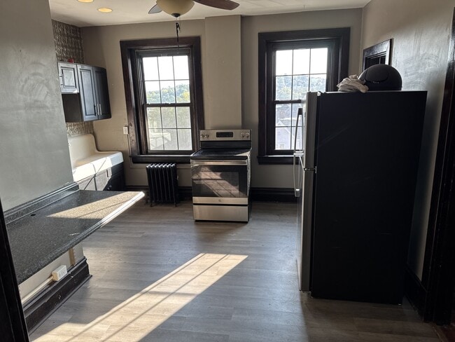 Photo - 103 E Pittsburgh St Unidad 3E
