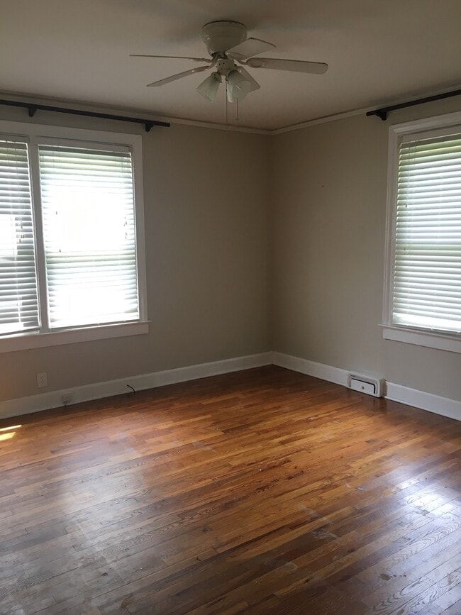 Photo - Adorable 2 bedroom, 1 bath home with an upstairs apartment!