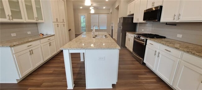 Photo - 3249 Herald Dr