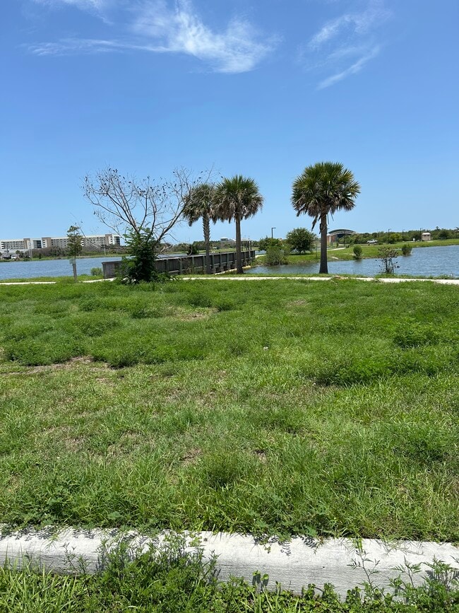 Photo - 435 Catamaran Dr Unit #55