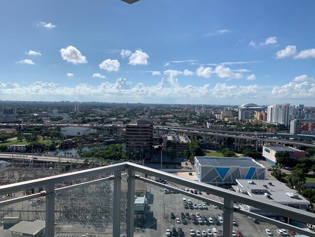 Photo - 90 SW 3rd St