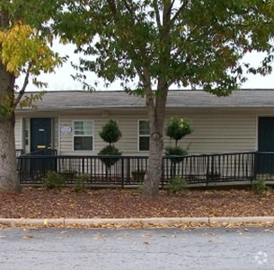 Building Photo - Farview Apartments