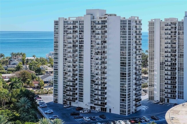 Building Photo - 2715 N Ocean Blvd Unit 7D