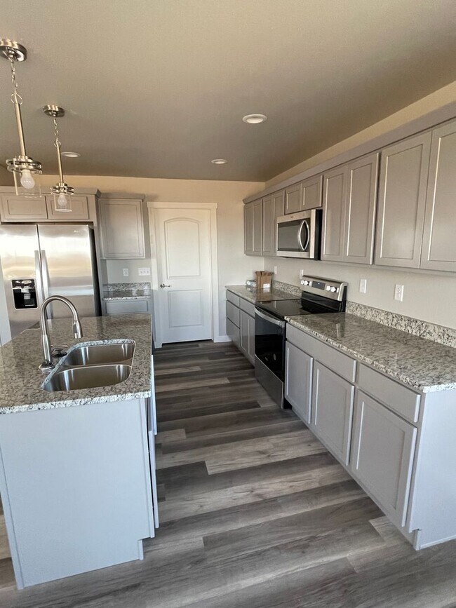 Photo - Newer 4 Bed, 3 Bath, 3 Car Garage Home for Rent