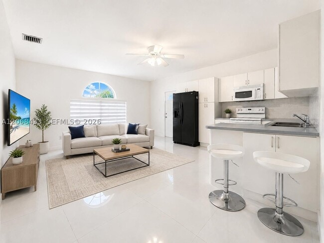 14180 SW 8th St Unit 1