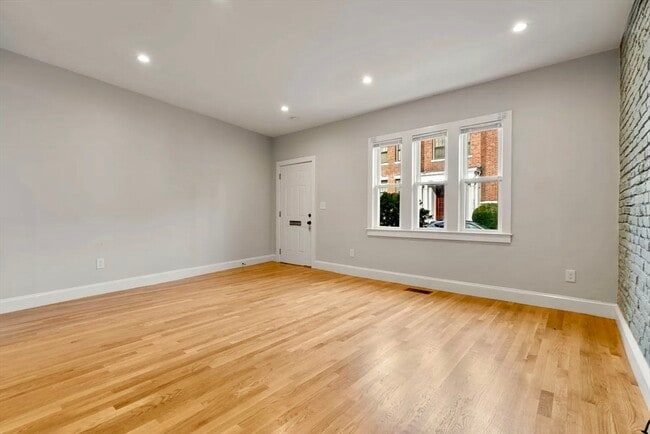 Photo - 129 Sutherland Rd