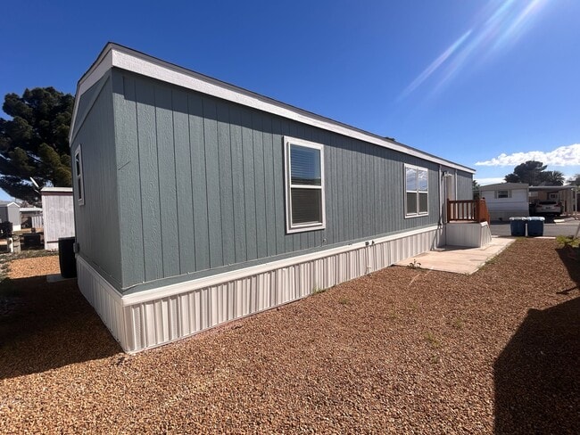 Photo - 2627 S Lamb Blvd